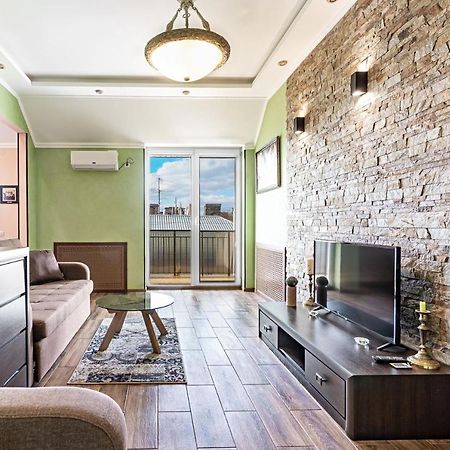 Apartments “U Prawnika” Львов Экстерьер фото